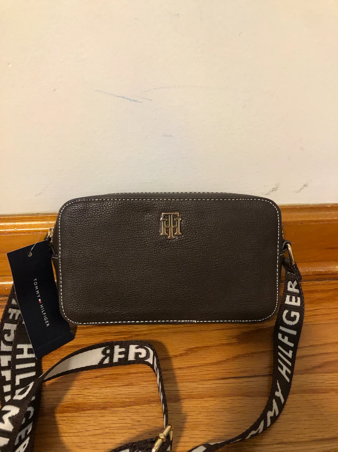 Tommy Hilfiger Brown Pebble Grain Camera Bag
