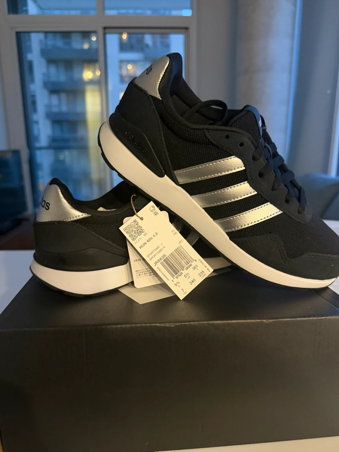NEW Adidas Run 60s 4.0 Sneakers Black/Silver - photo 2