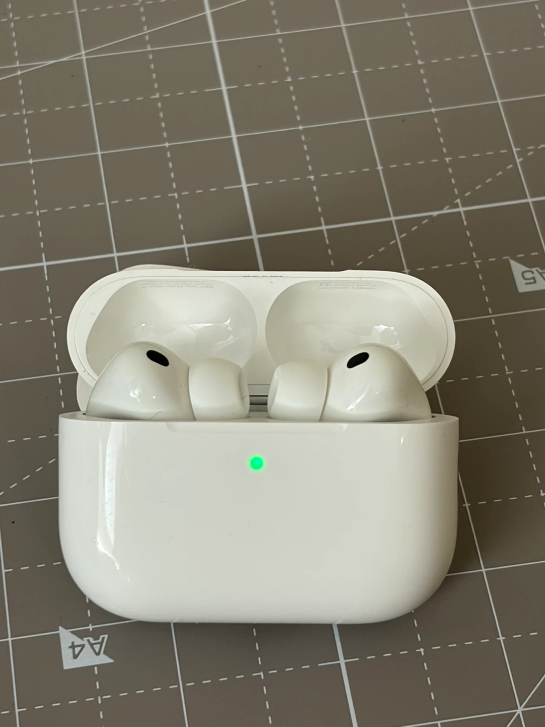 Apple AirPods Pro 3 — No Retail Box — Receipt Included