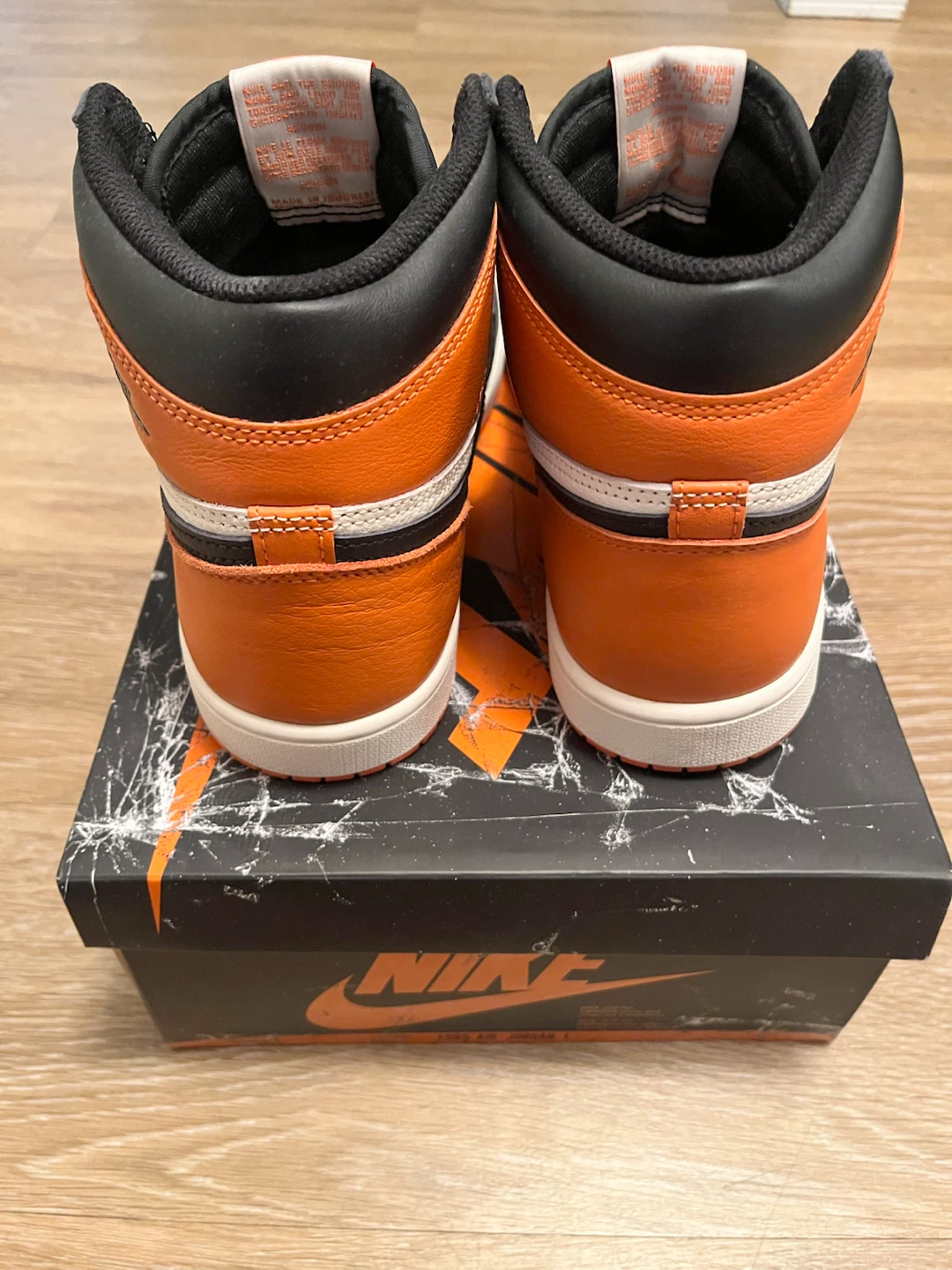 Air Jordan 1 High OG "Shattered Backboard" - photo 4