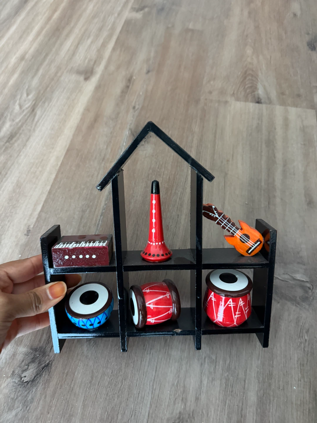 Wooden Decorative Shelf with Musical Instruments - photo 2