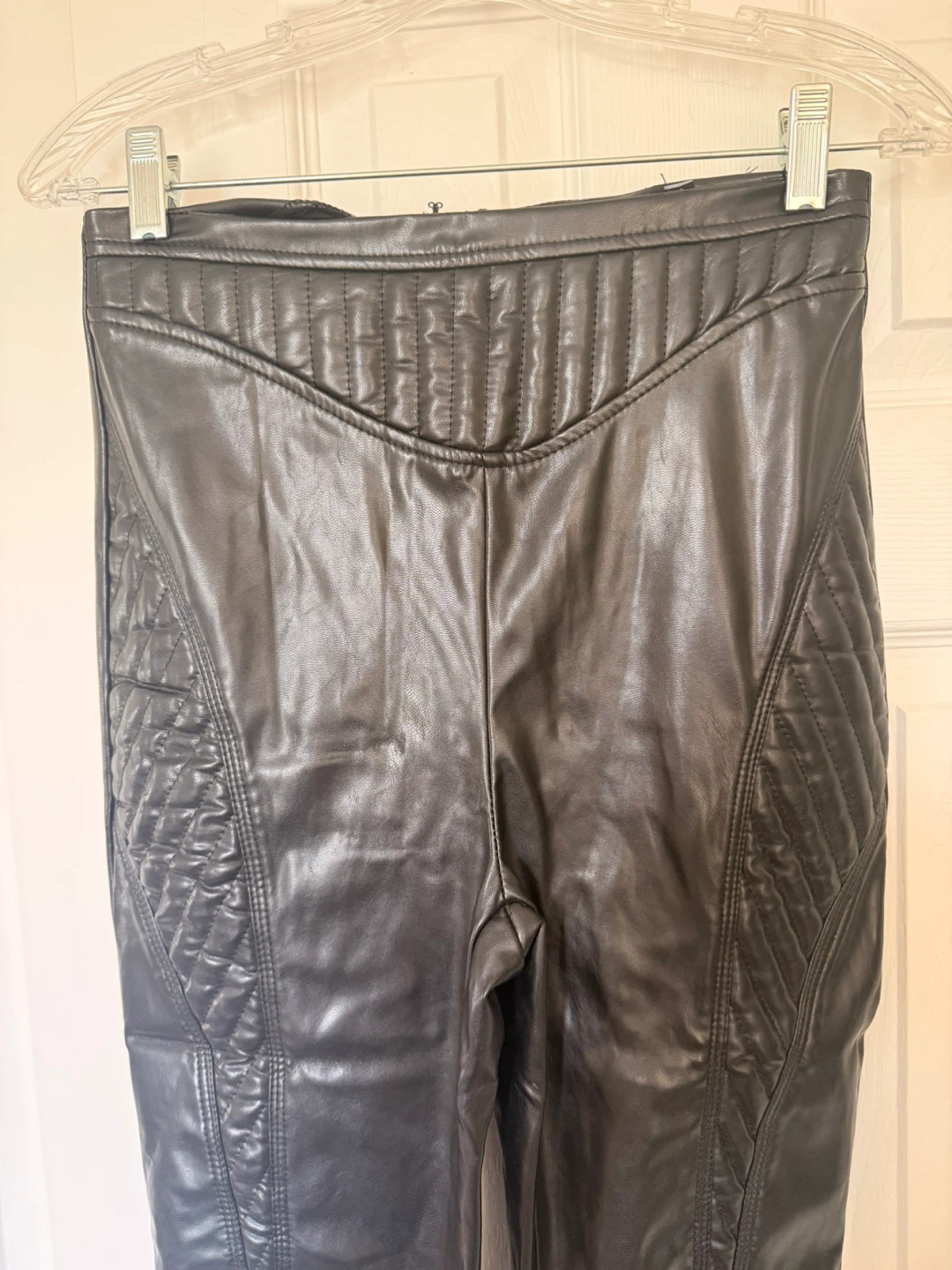 Missguided Tall Faux Leather Quilted Pants Black Size US 6 - photo 3
