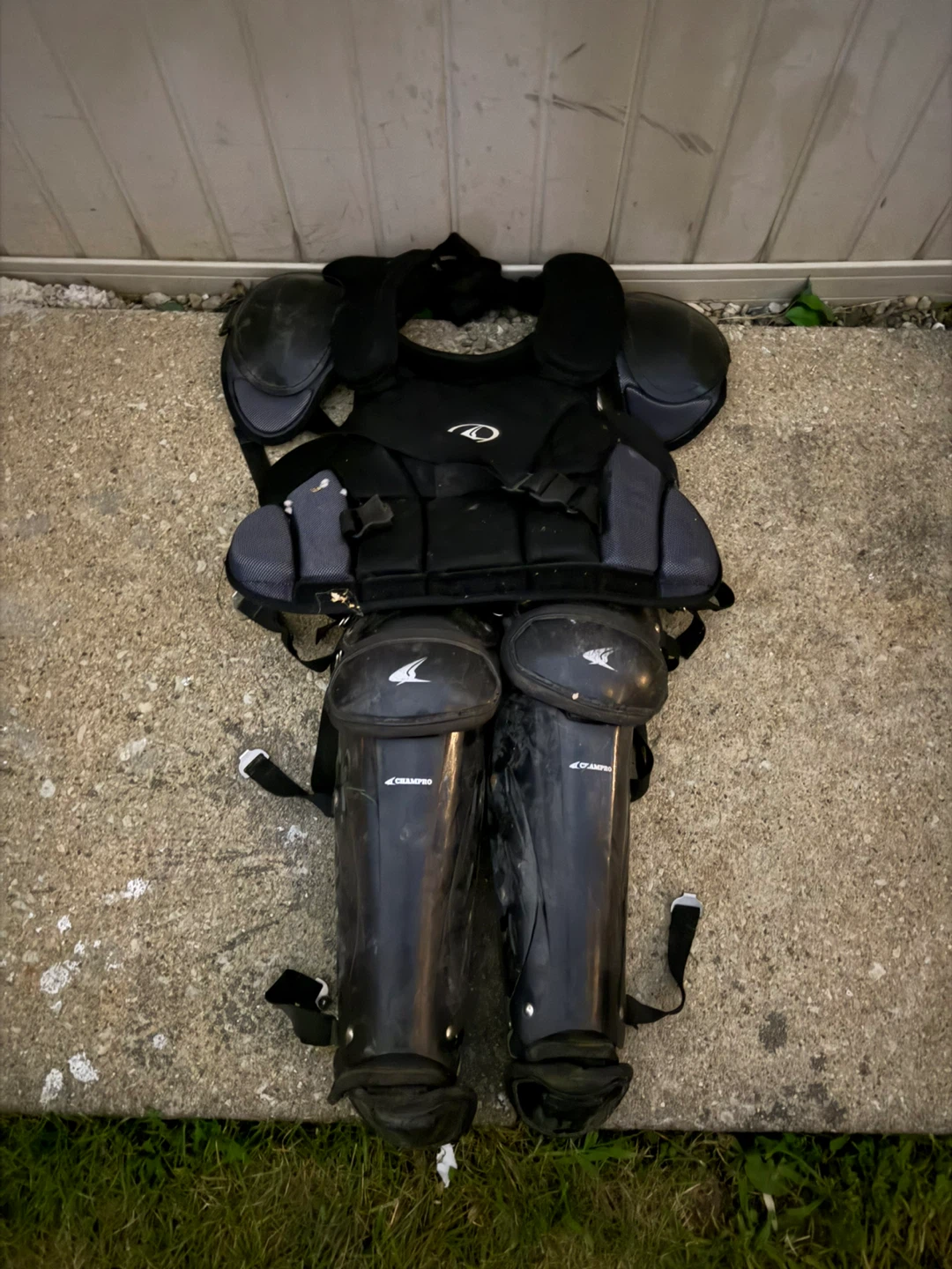 Schutt and Easton Catcher's Gear Set - photo 4