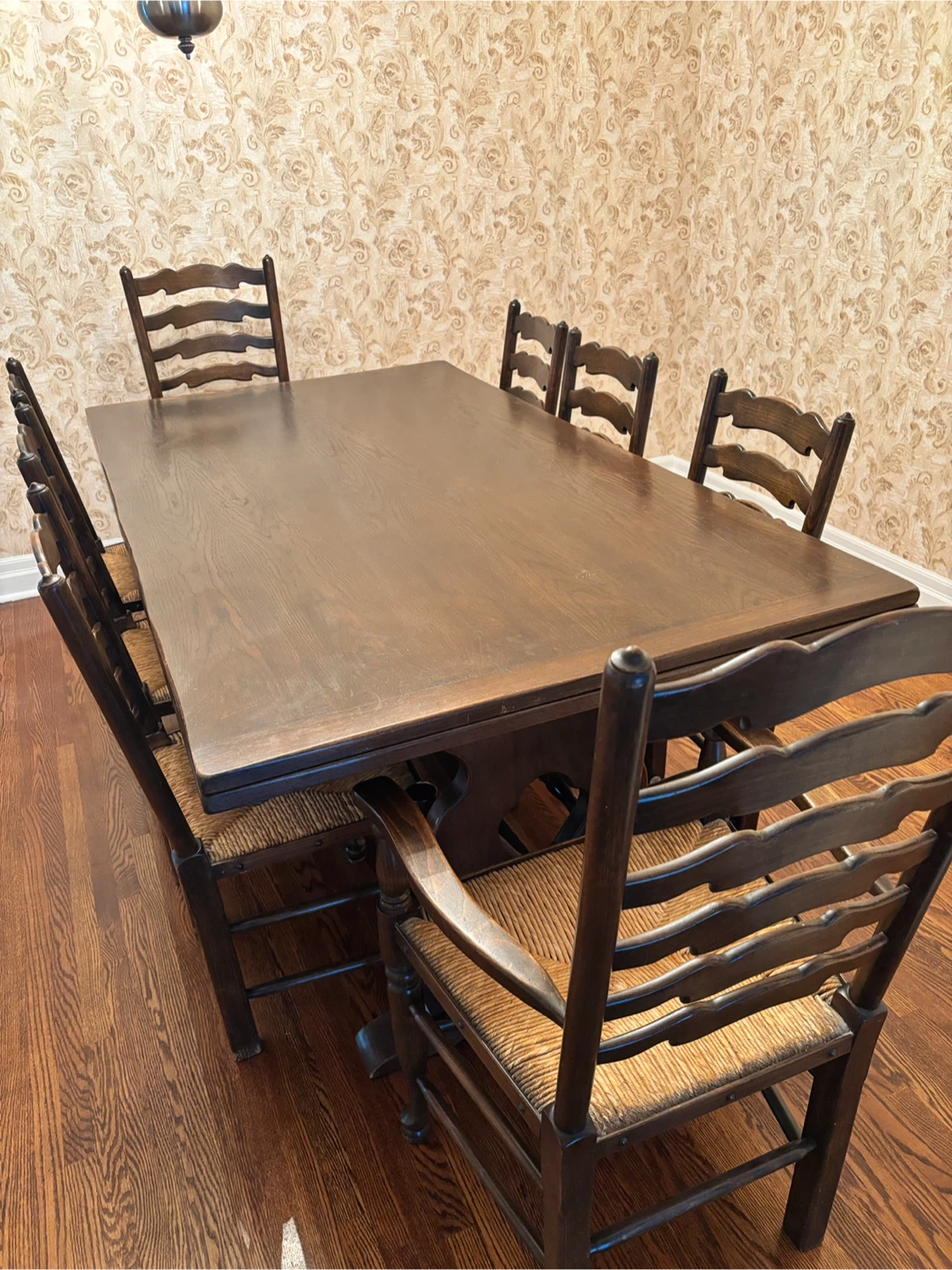 Dark walnut dining room table and 8 matching chairs - photo 2