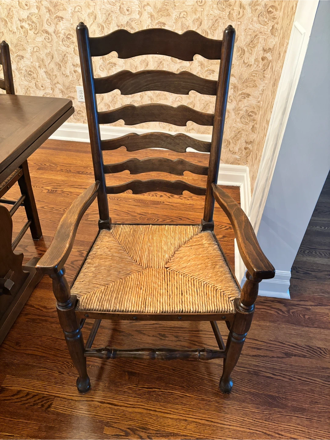 Dark walnut dining room table and 8 matching chairs - photo 4
