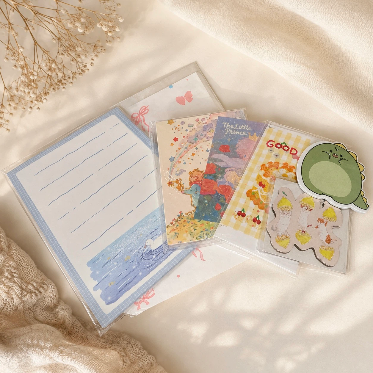 Kawaii Stationery Bundle Set - photo 2