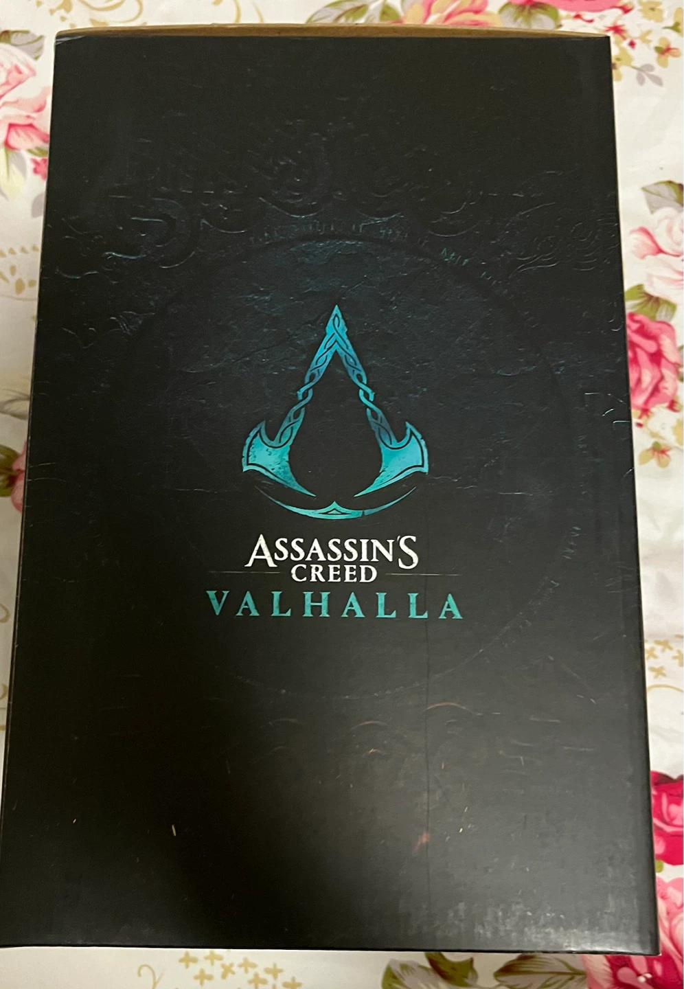 Assassin's Creed Valhalla Eivor Vinyl Figure - photo 4