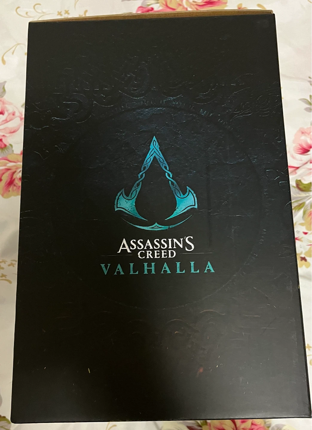 Assassin's Creed Valhalla Eivor Vinyl Figure - photo 2