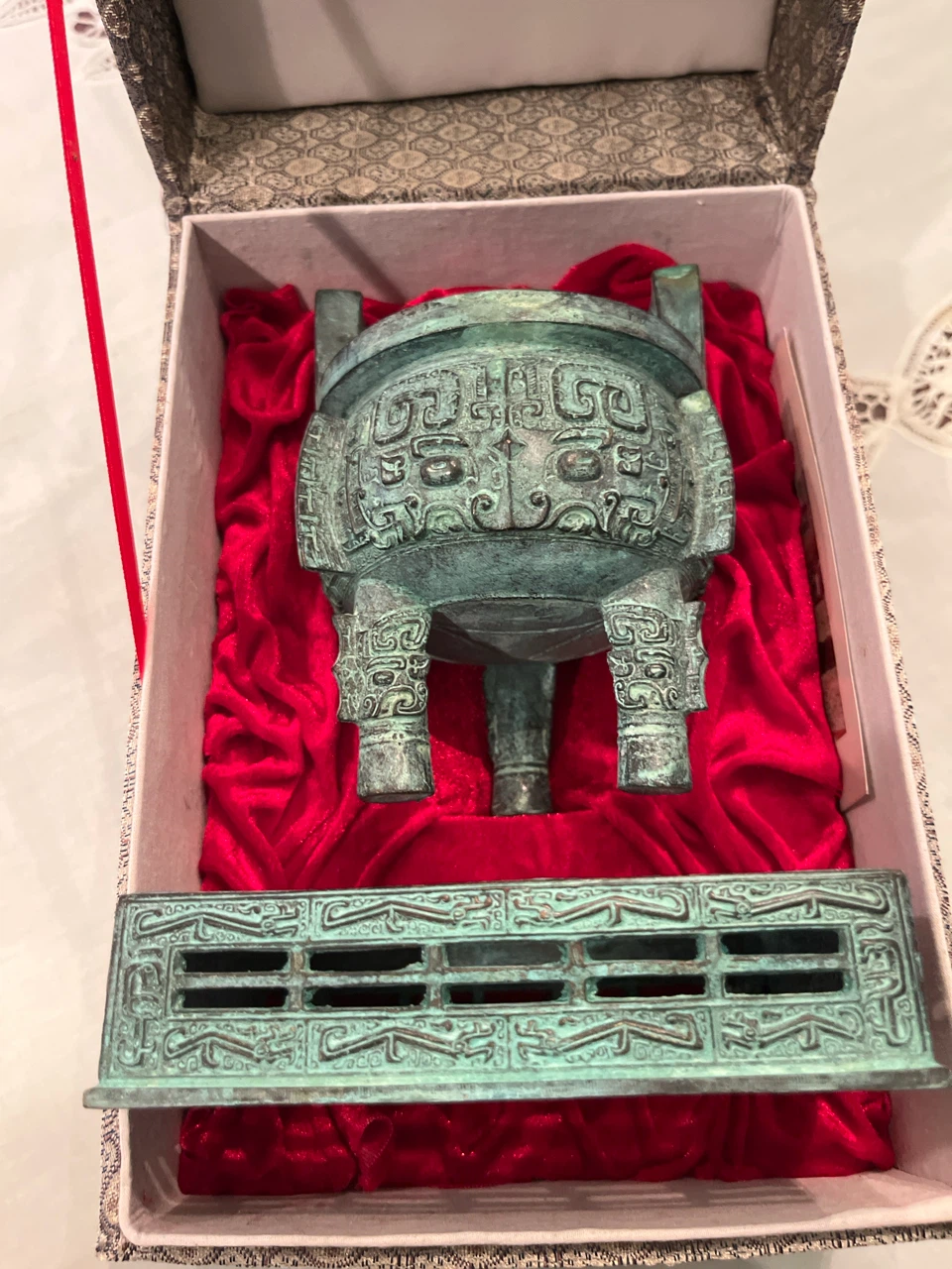 Antique Style Bronze Incense Burner - photo 4