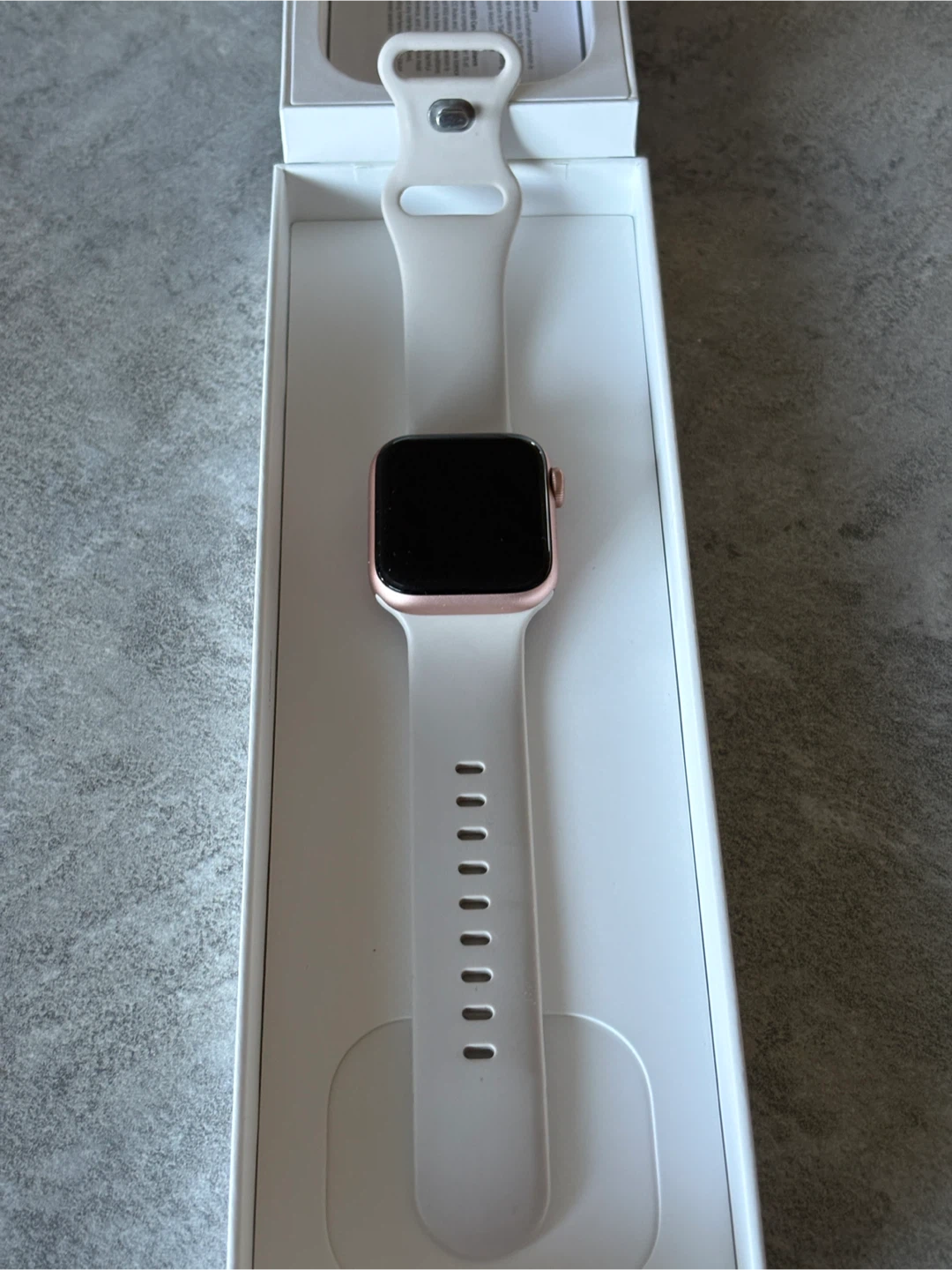 Apple Watch SE - 40mm - Rose Gold