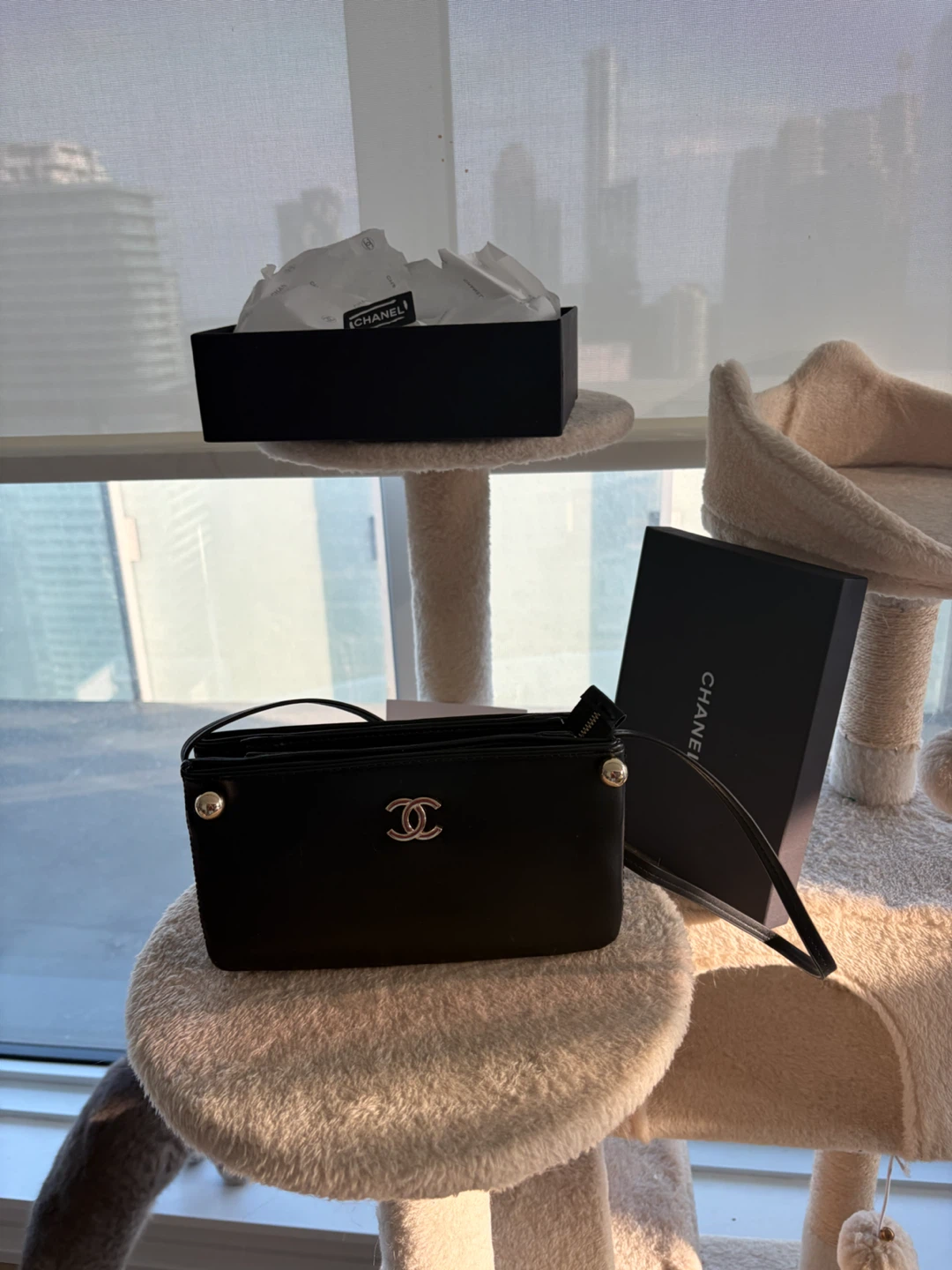 CHANEL chic stud Black Clutch Bag vip bag - photo 4