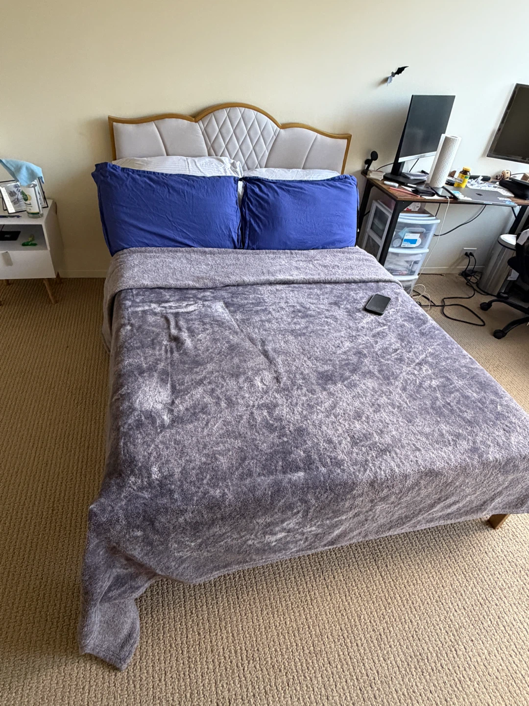 Tufted Headboard Bed Frame