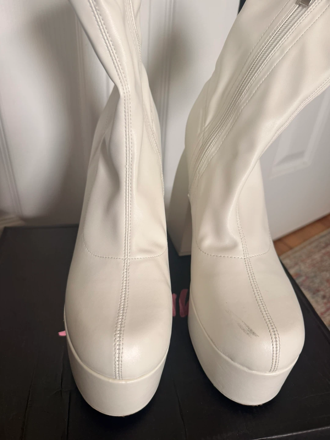 White Platform Chunky Heel Boots / Size 9 - photo 5