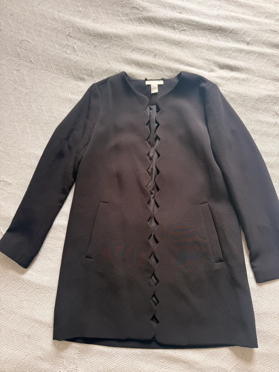 H&M Black Scalloped Edge Jacket - photo 2