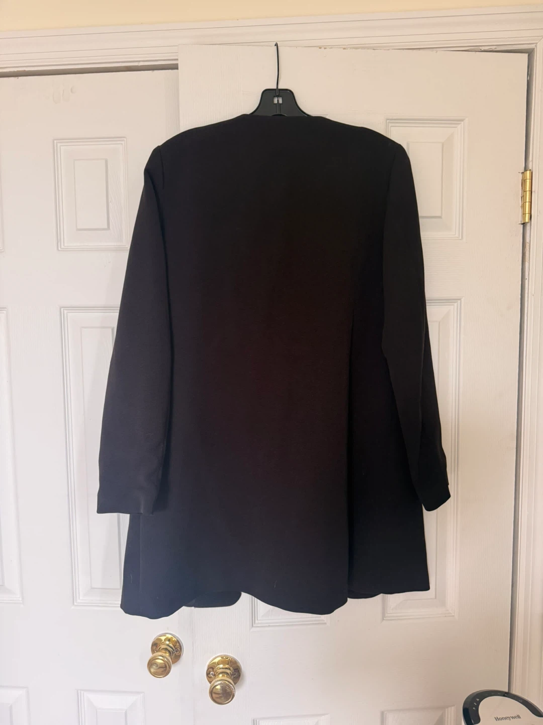 H&M Black Scalloped Edge Jacket - photo 3