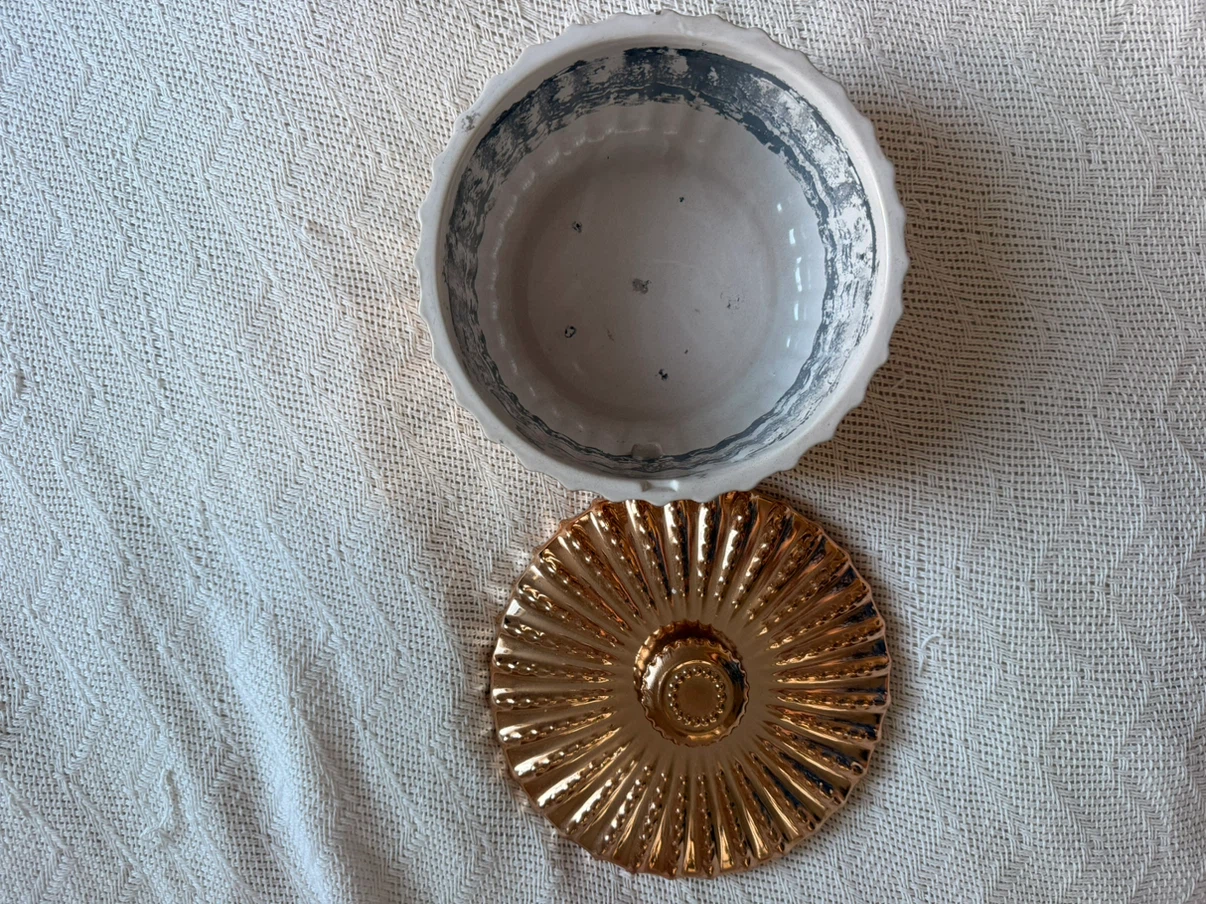 Decorative Rose Gold Glass Jar with Lid - photo 4