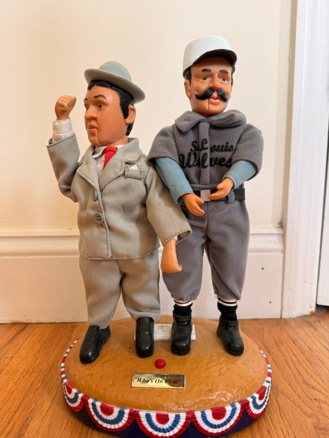Abbott and Costello Talking Figurine Set - photo 2