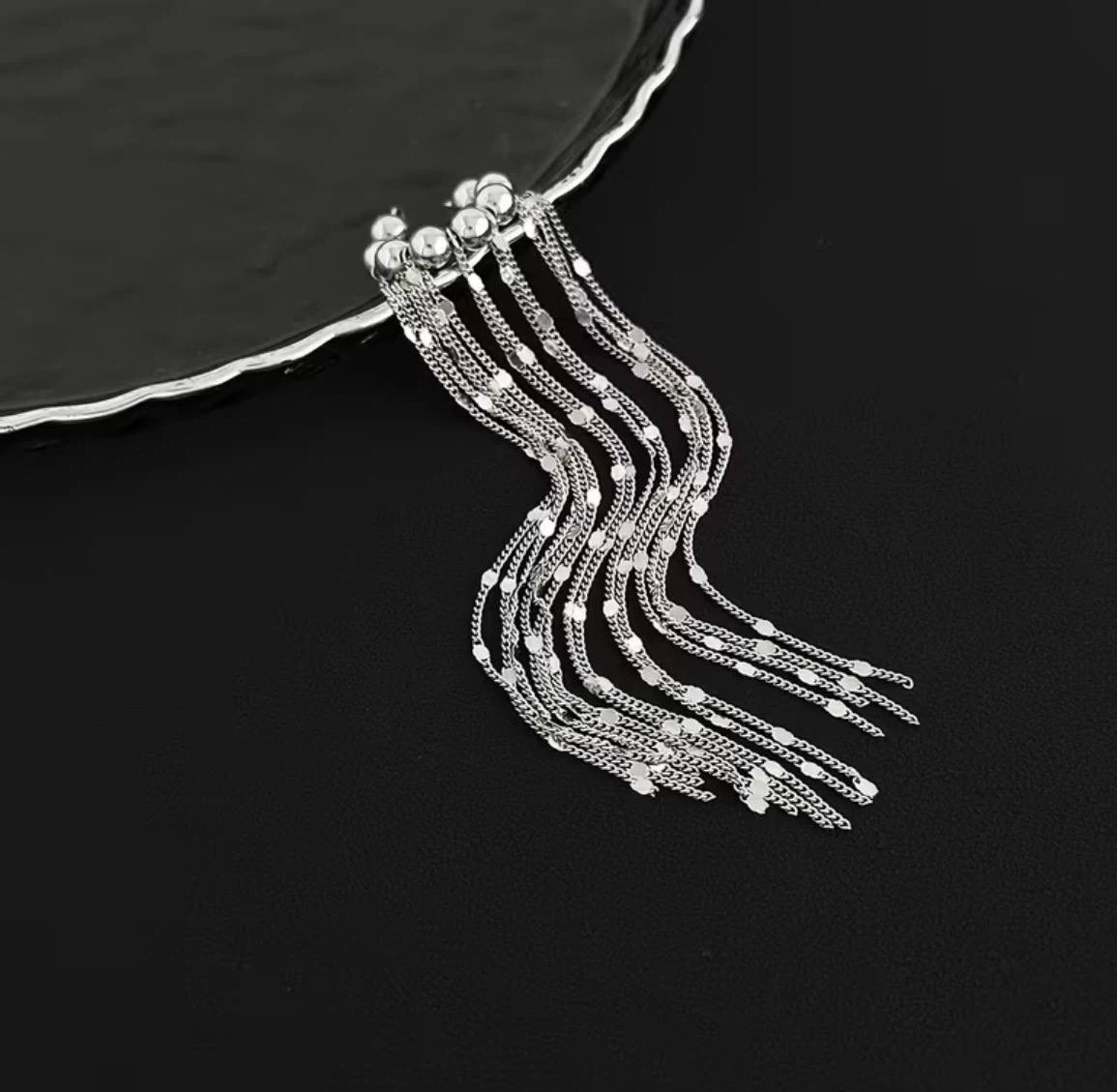 Silver-Tone Tassel Chain Ear Cuff - photo 5