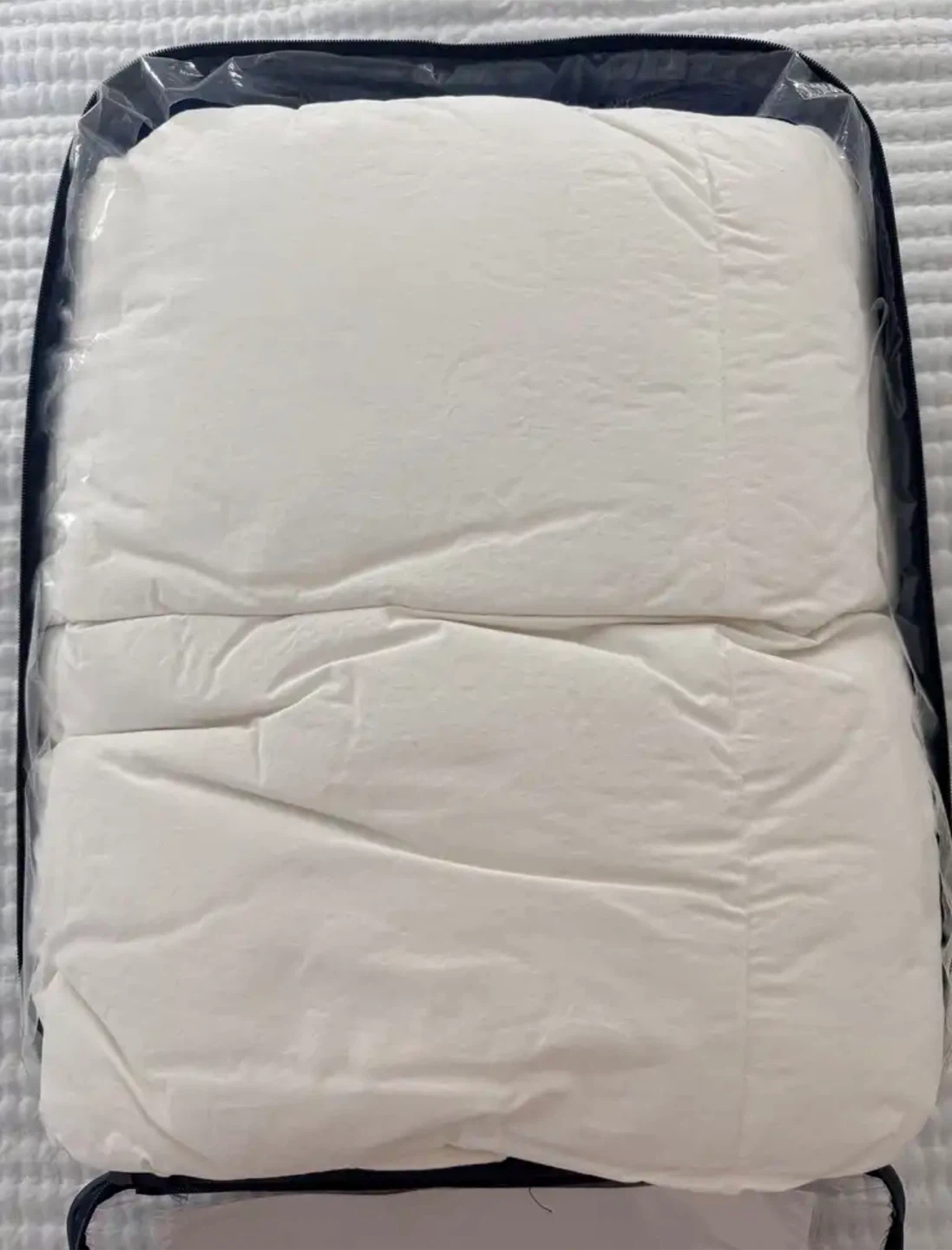 2 twin comforters/Duvet insert - photo 4