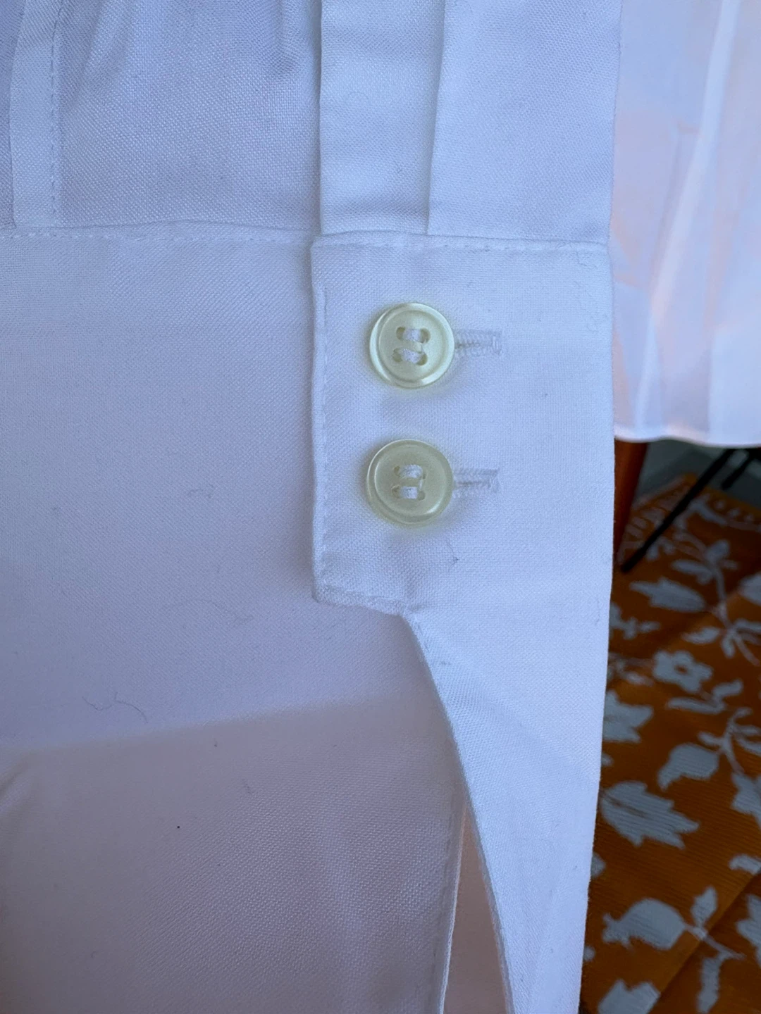 Calvin Klein White Non-Iron Button-Up Shirt Size 2