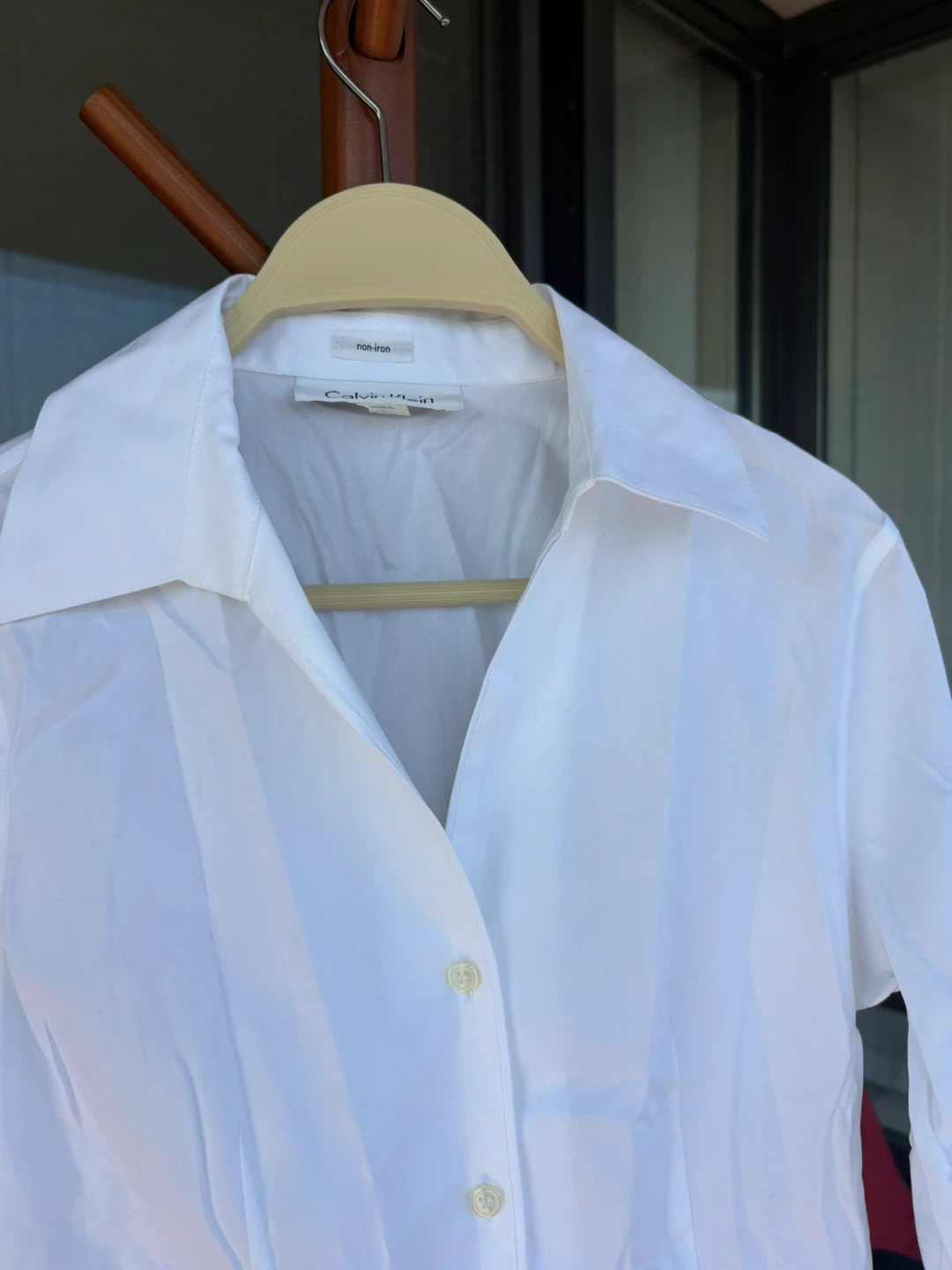 Calvin Klein White Non-Iron Button-Up Shirt Size 2 - photo 2