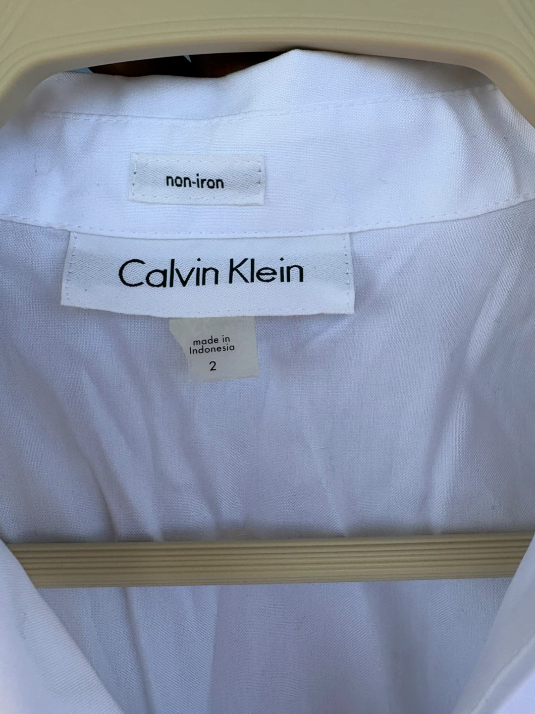 Calvin Klein White Non-Iron Button-Up Shirt Size 2 - photo 3