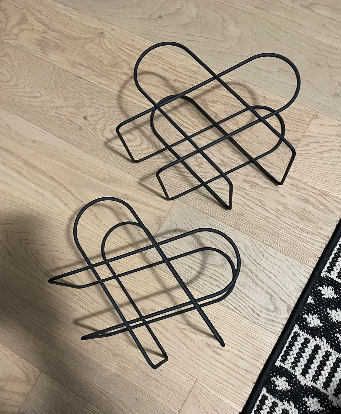 Black Wire bottle Holders (Set of 2)
