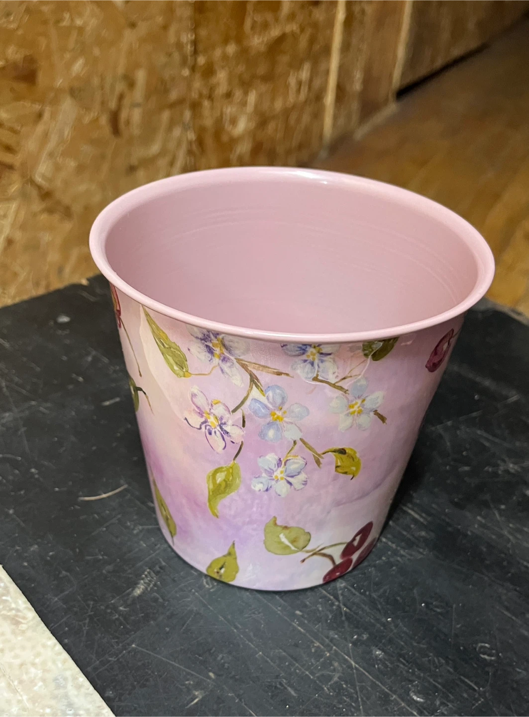 Pink floral tin pot