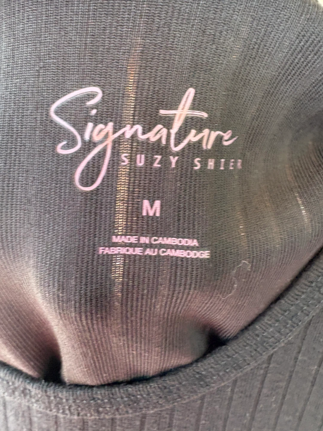 Suzy Shier Black  Top - Size M - photo 3