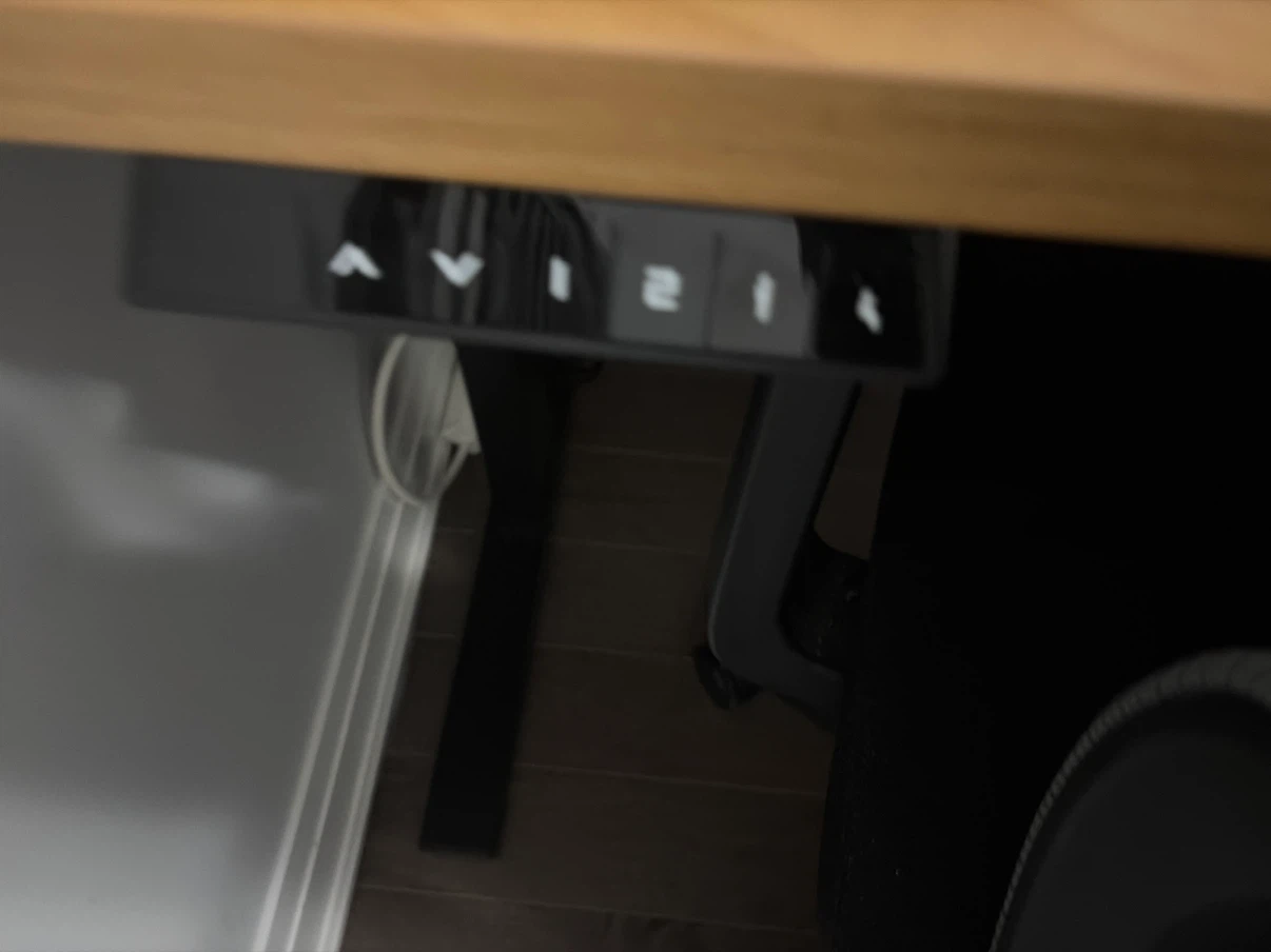 FlexiSpot EN2 Electric Standing Desk + C7 Max Foam Chair - photo 3