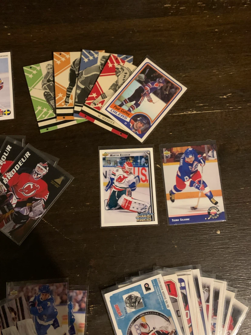 TRADE FOR FOOD or WHATEVER. Collection of Hockey Trading Cards - photo 3