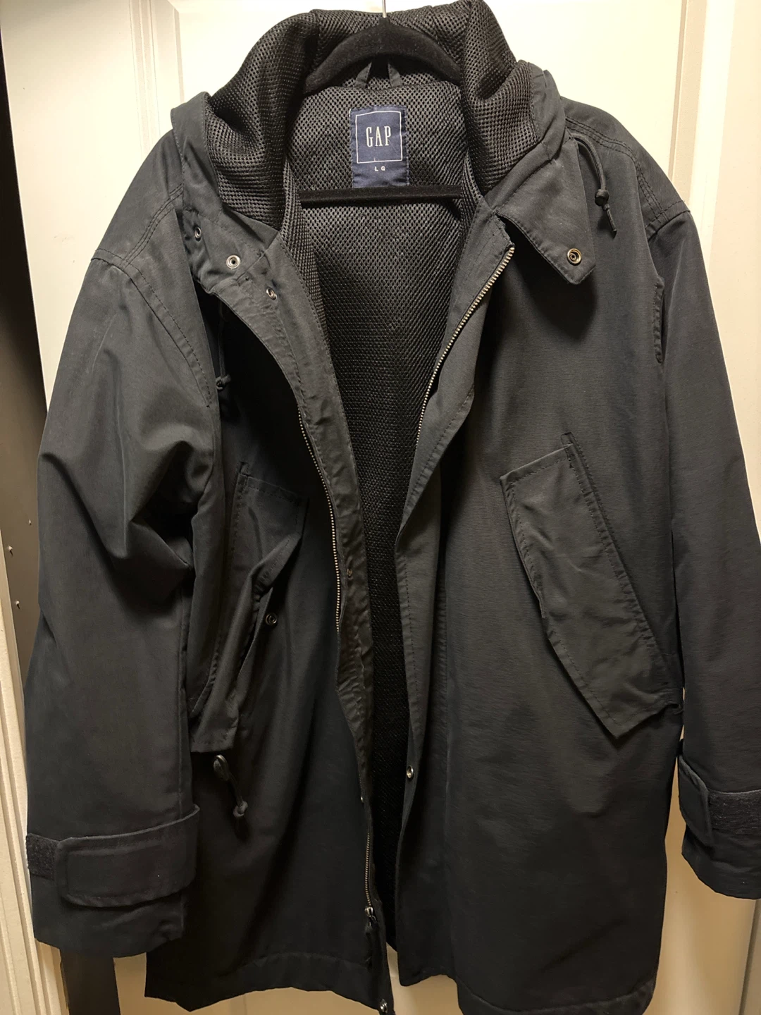 GAP Men's Black Parka Jacket - Size Large