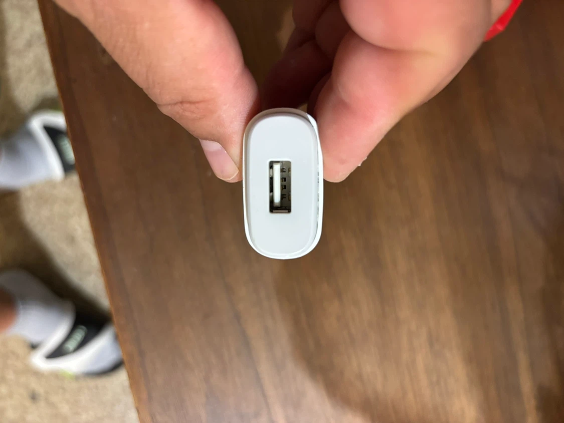 White USB Travel Adapter - photo 2
