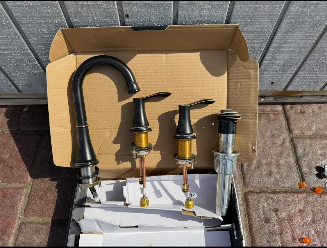 Bronze Finish Kitchen Faucet Set with Sprayer - photo 2