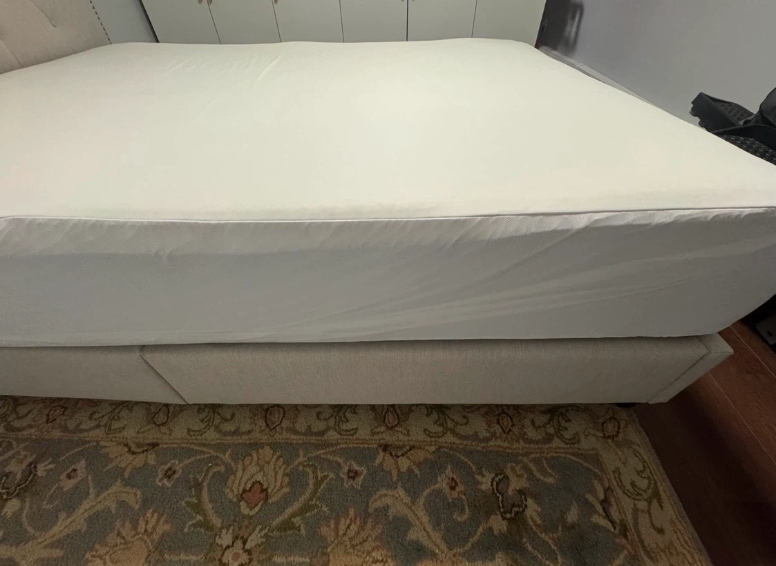 Tufted Upholstered Headboard - photo 5