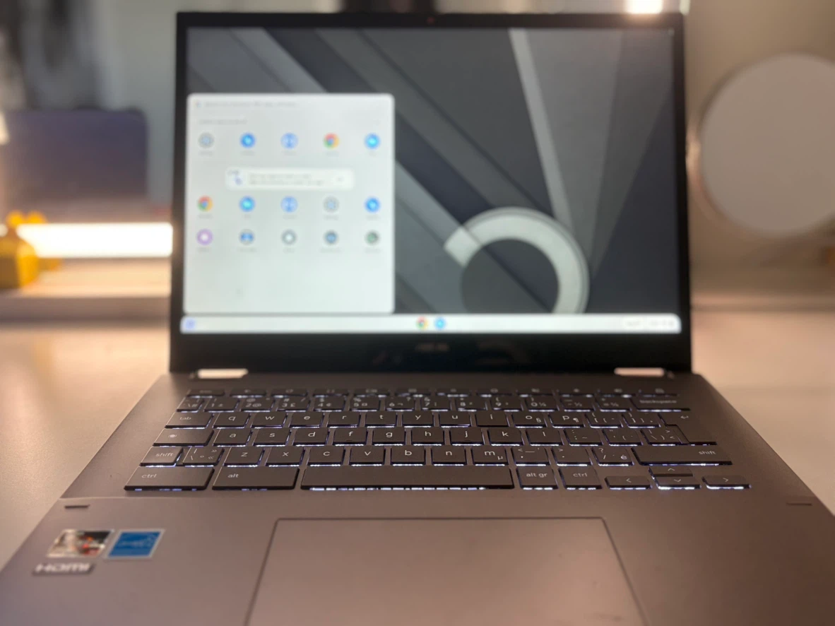 ASUS Chromebook Plus - photo 5