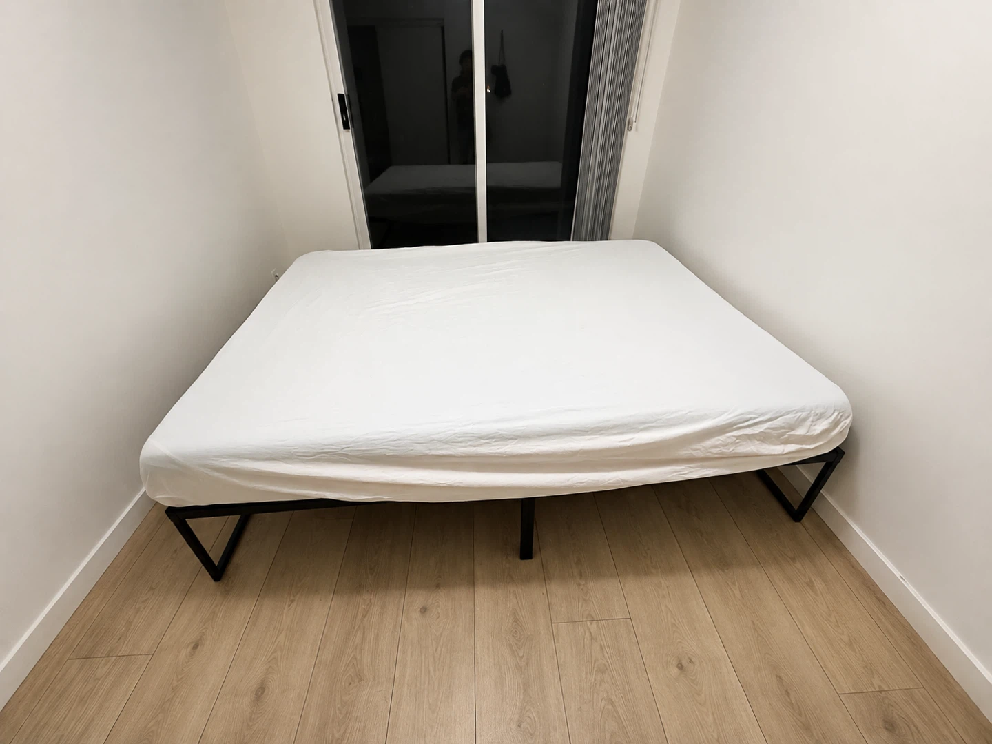 Queen Size Bed Frame and Mattress - photo 2