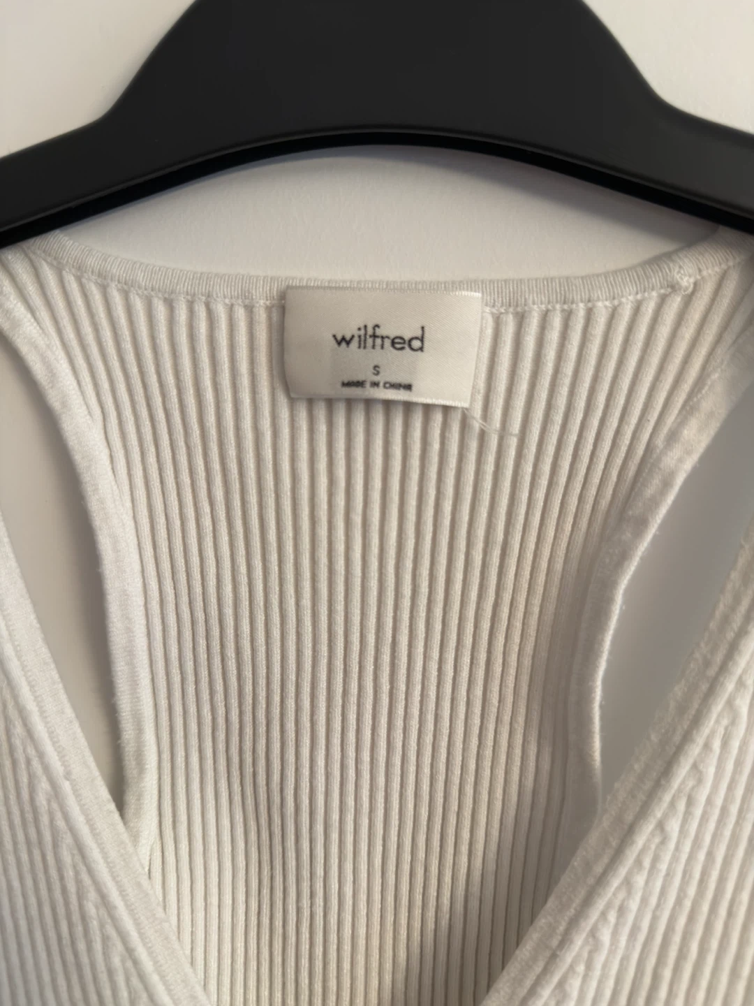Wilfred White Ribbed Racerback Tank Top - photo 2