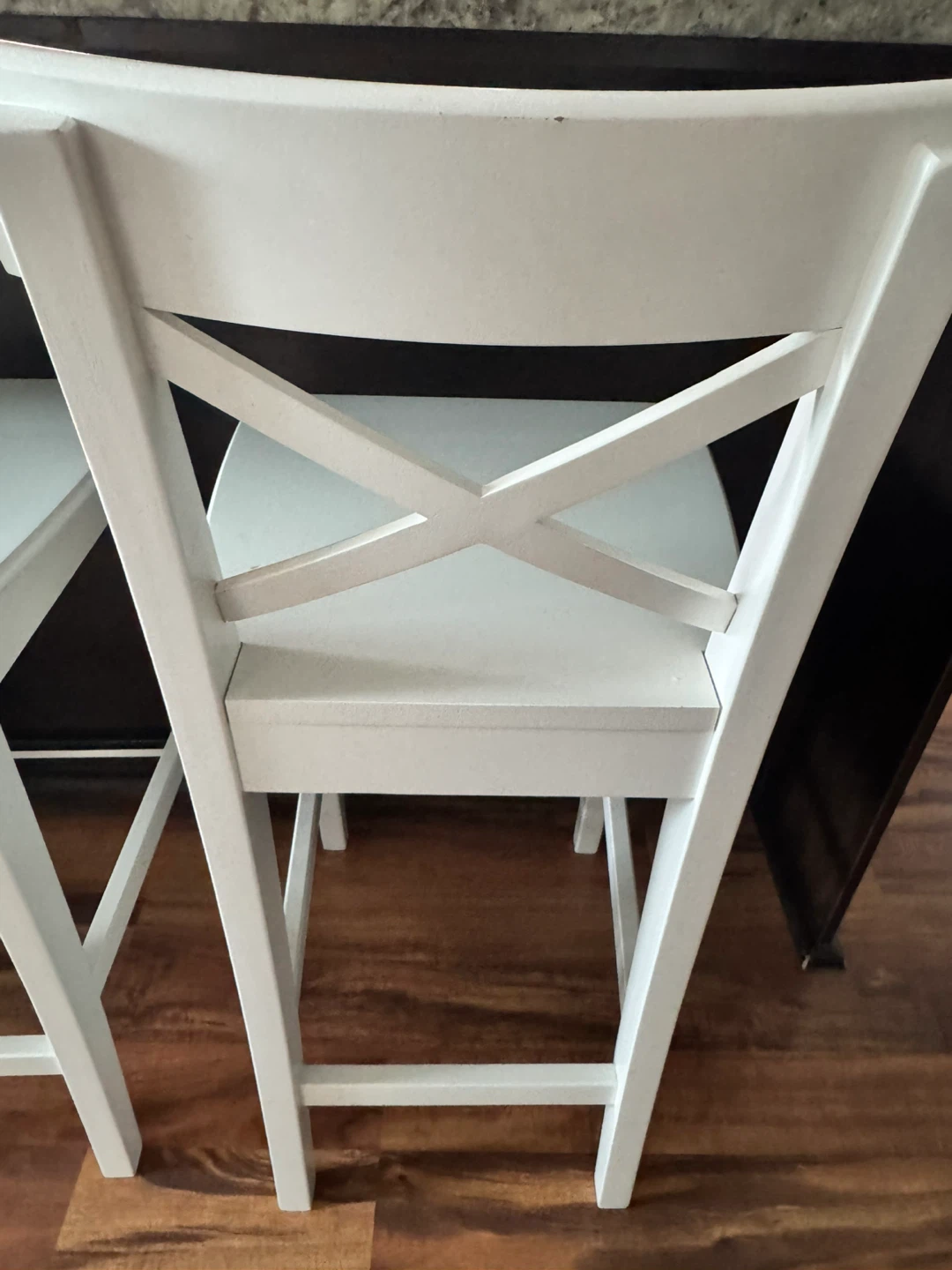 Set of 2 White Cross Back Bar Stools - photo 3