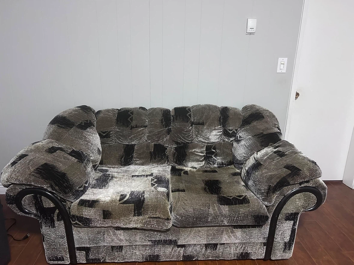 FREE Household Furniture - Sofa, Armoire & Bar Chairs - photo 2
