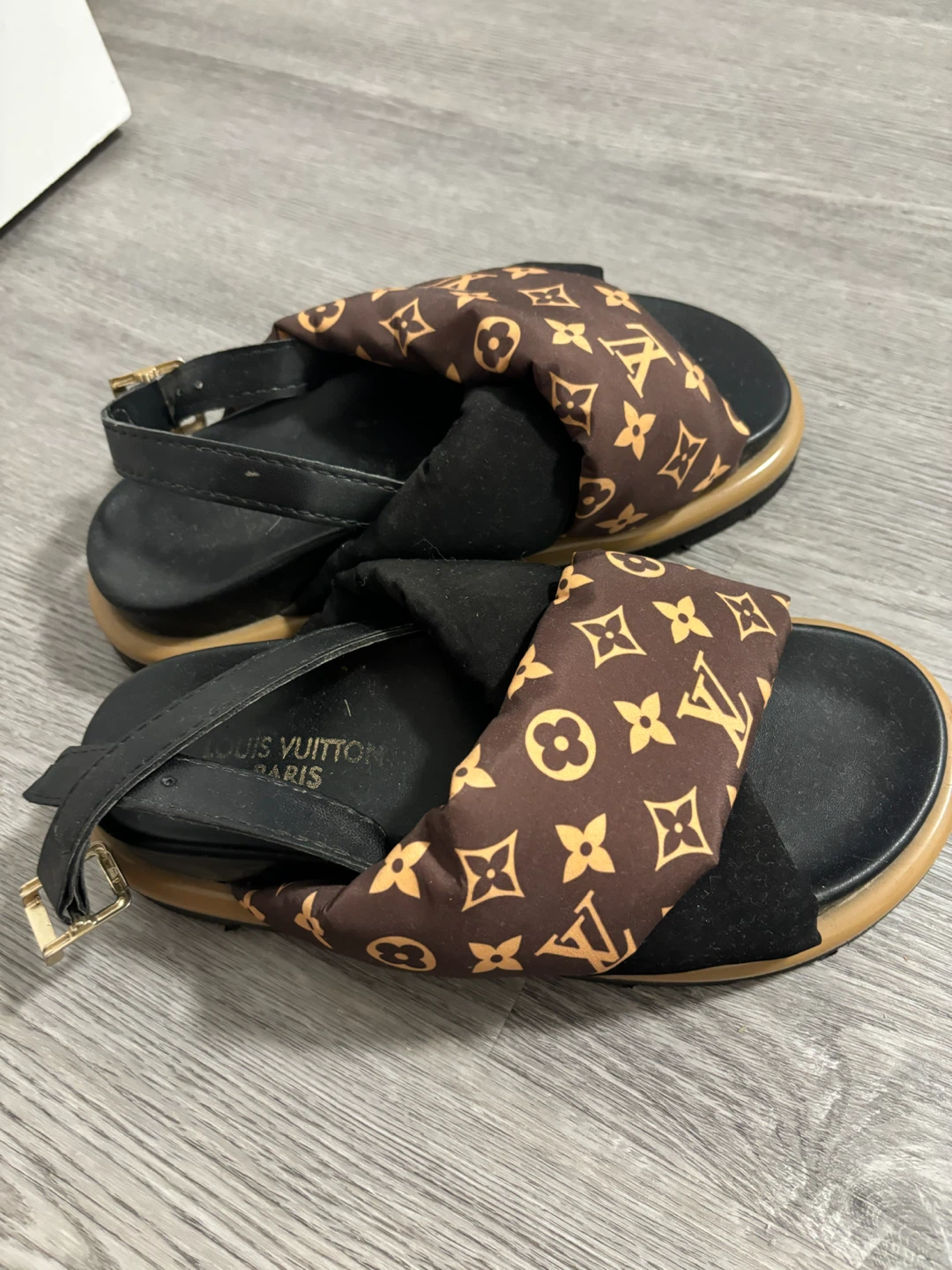 Louis Vuitton sandals - photo 2