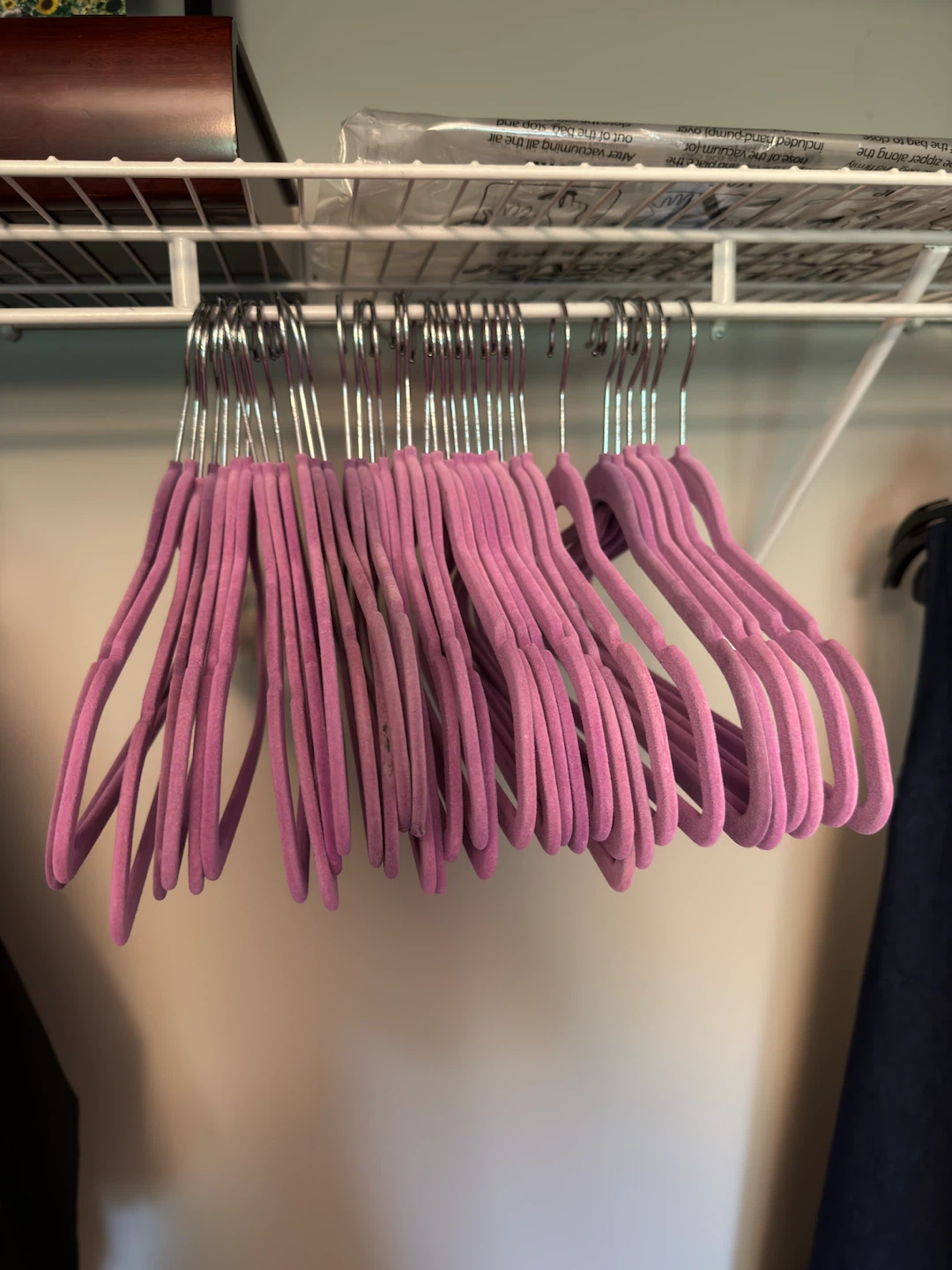 Velvet Hangers - Set of 36