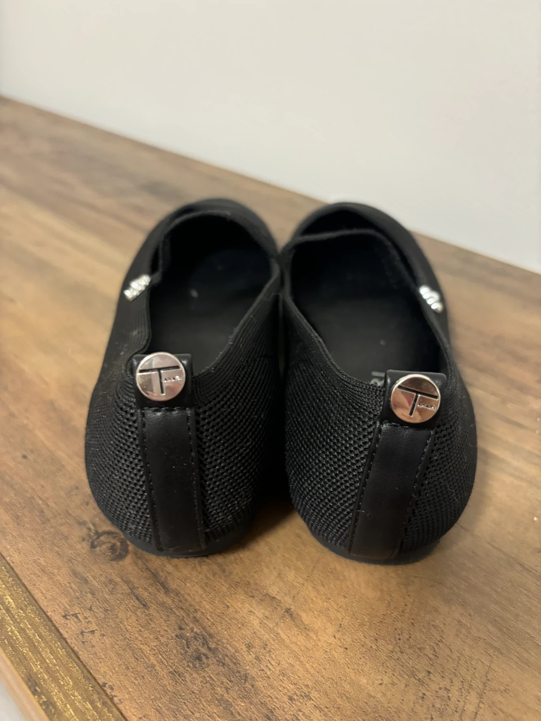 Tahari Black maryjane flats - photo 2