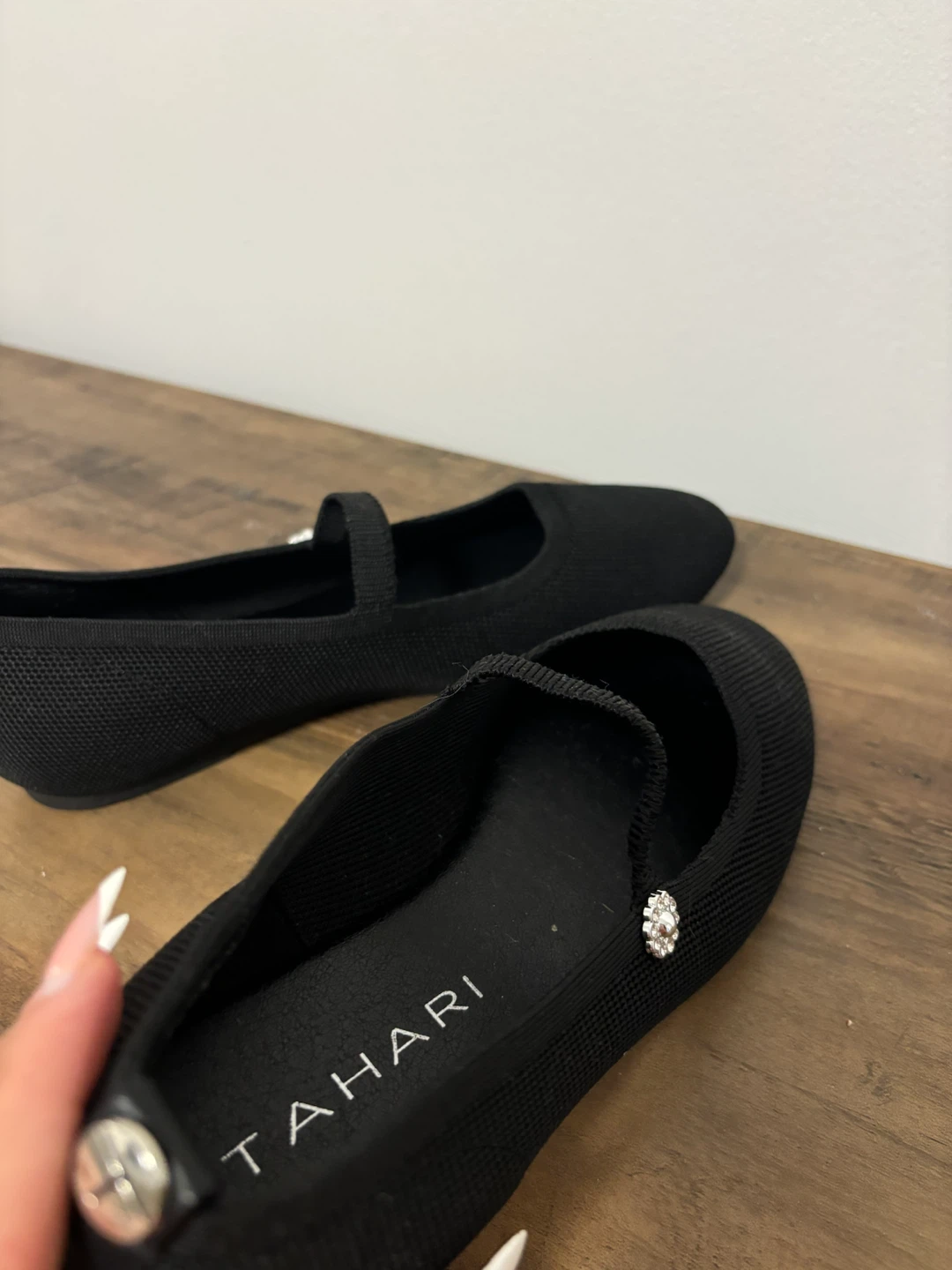 Tahari Black maryjane flats - photo 4