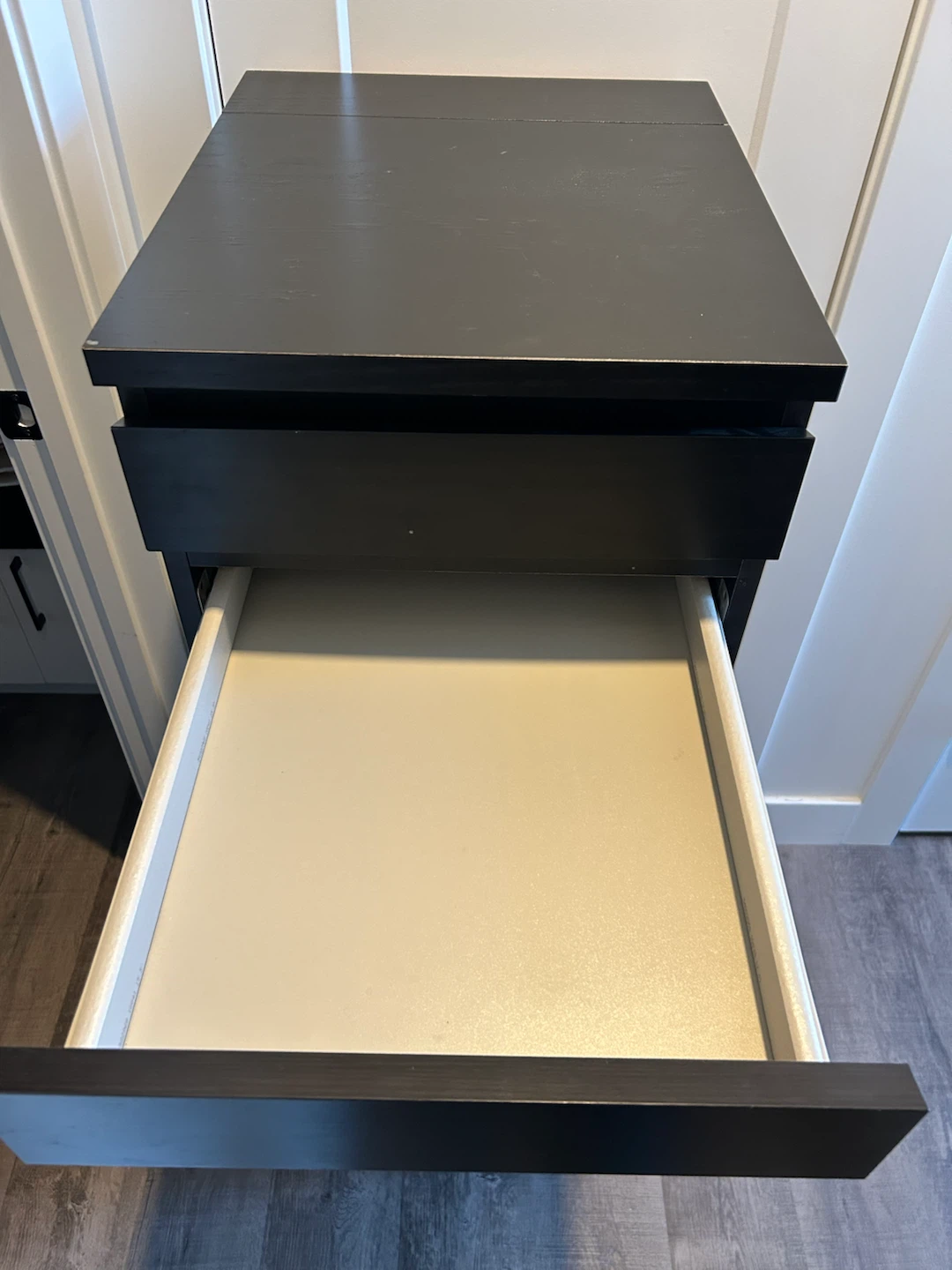 IKEA MALM dresser with mirror - photo 4