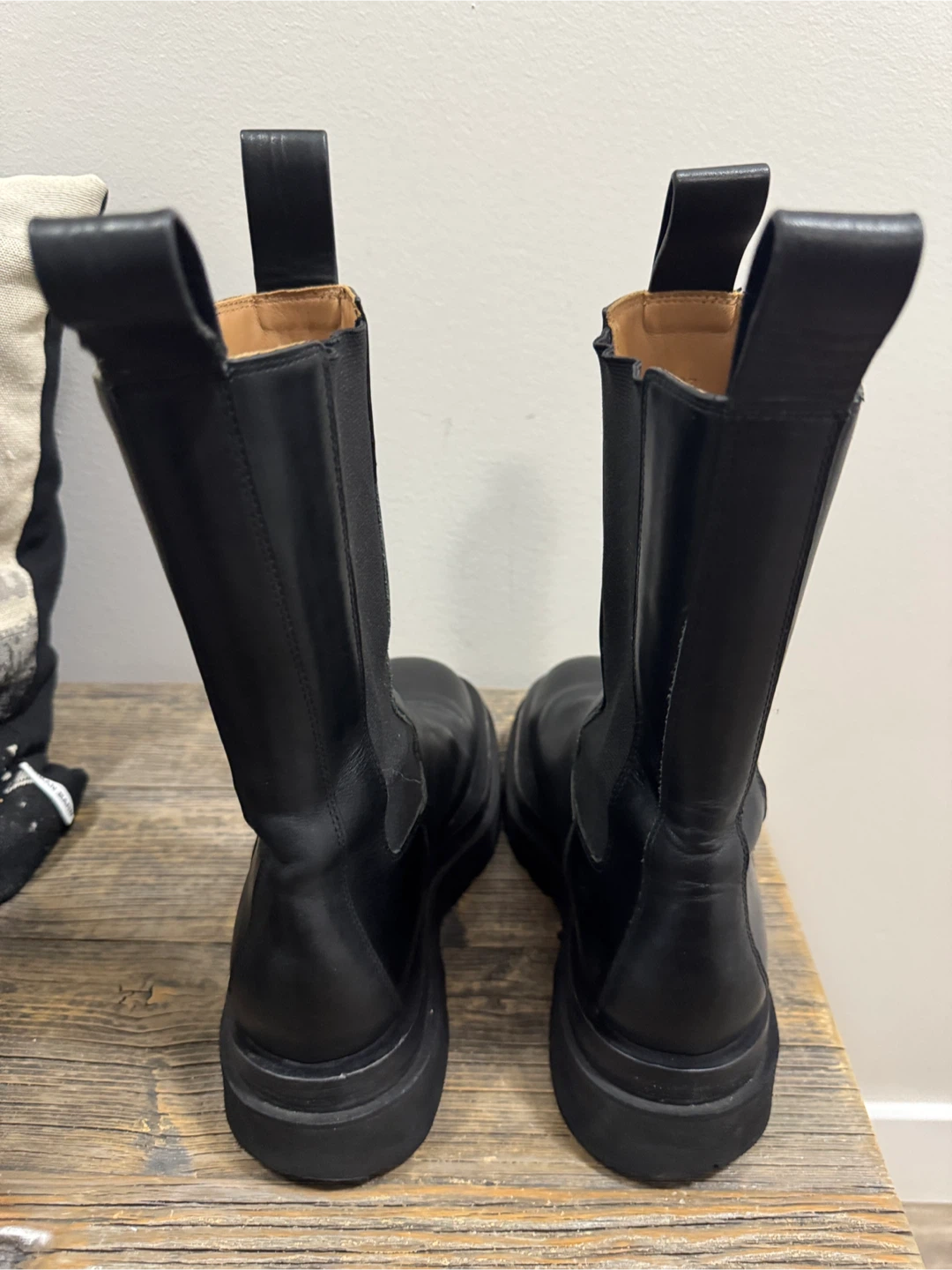 Bottega veneta “lug” boots - sz 37 - photo 4