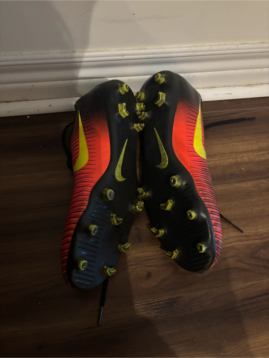 Nike Mercurial Soccer Cleats M US13 - photo 2