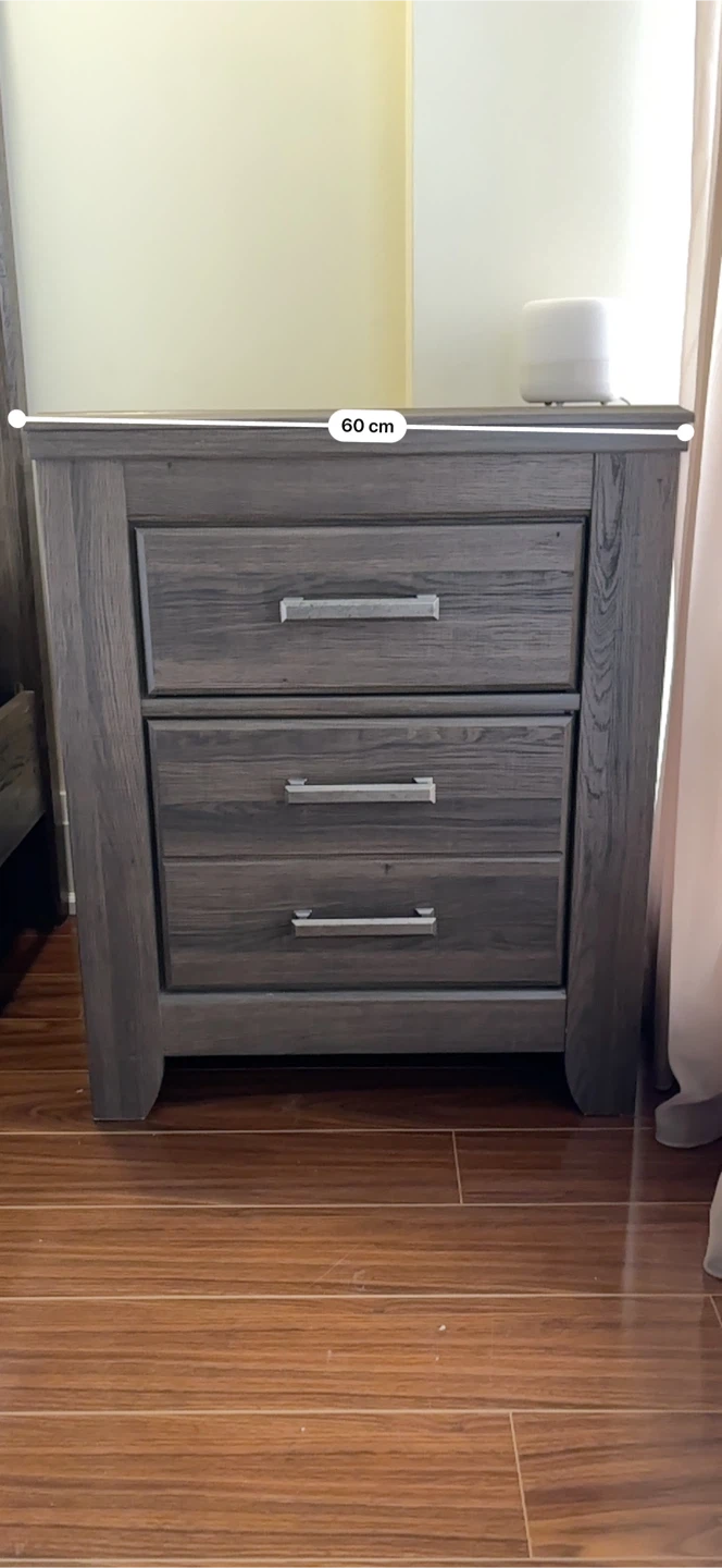 3-Drawer Nightstand / Bedside Table - photo 2