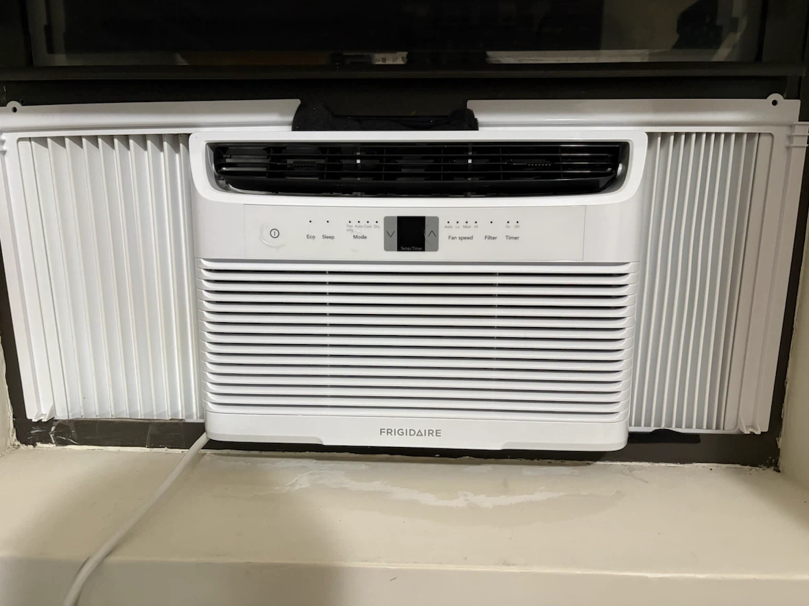 Frigidaire Window Air Conditioner 6000 BTU