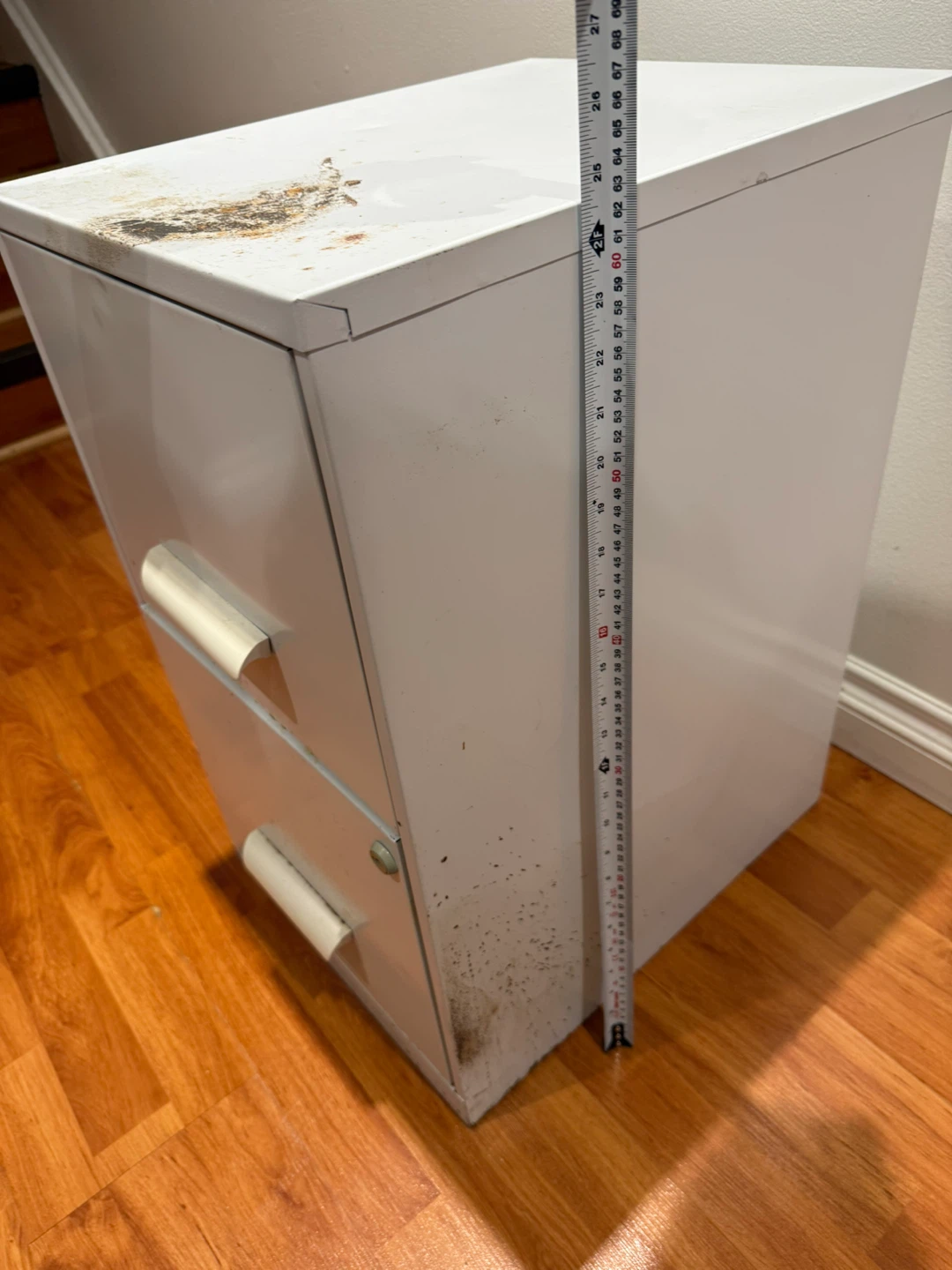 White 2-Drawer Filing Cabinet - photo 3